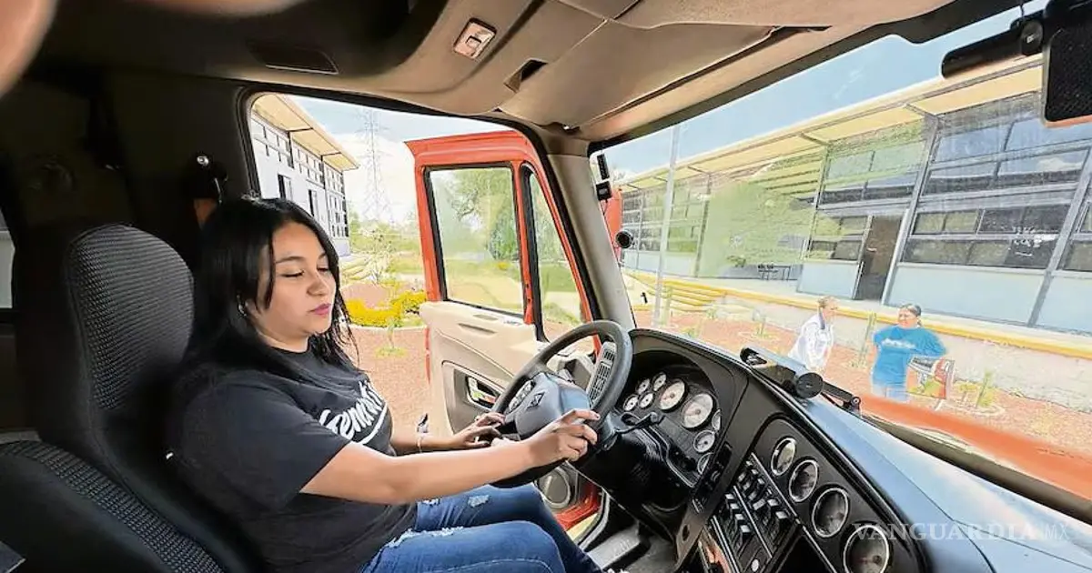 Autotransporte de carga enfrenta reto de inclusión femenina