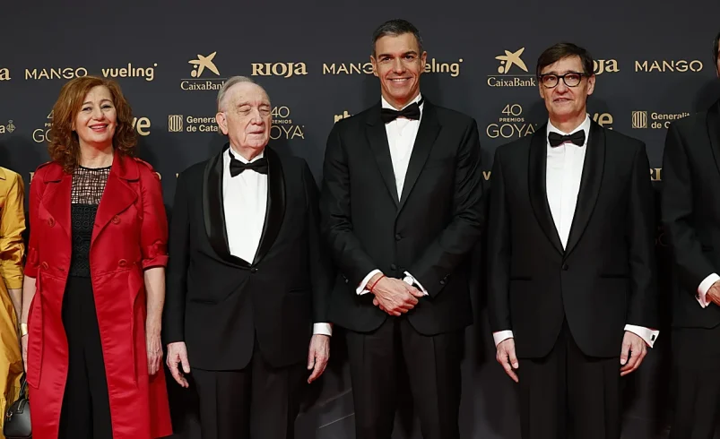 El look de Pedro Sánchez y Begoña Gómez en los premios Goya 2026