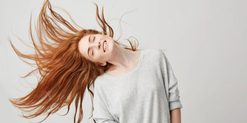 El pelo puede soportar el peso de 12 toneladas, y otras curiosidades poco conocidas