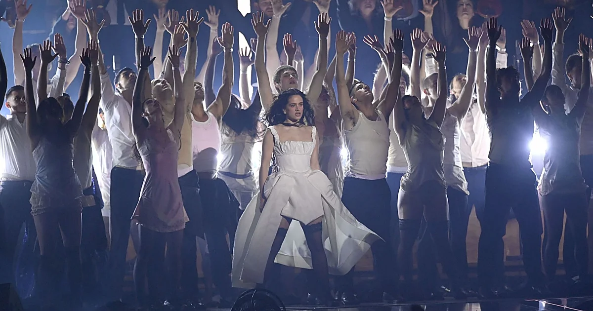 cómo vestir en el concierto de Rosalía en Madrid