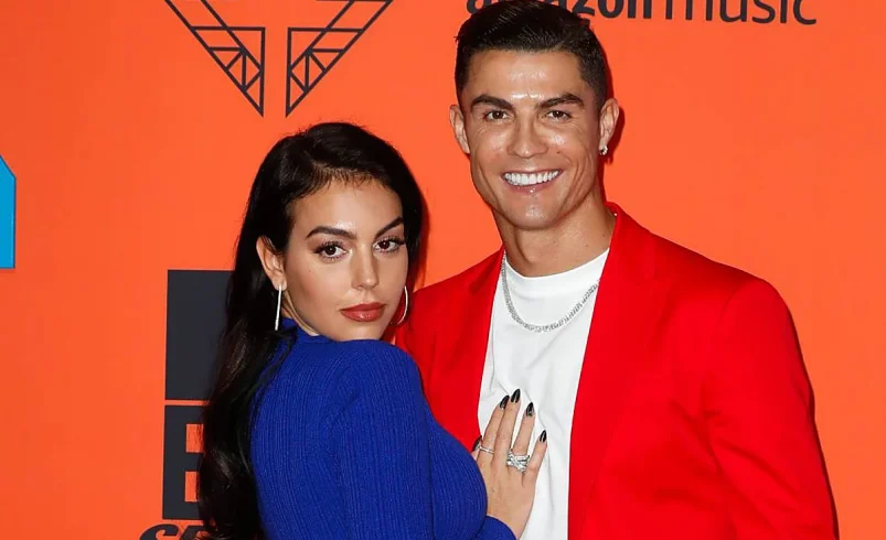 un millón y medio de euros y más de 2.500 diamantes