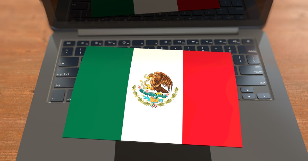 9 de cada 10 estudiantes saben de IA, mientras que 76% de los profesores desconocen si se puede usar: SEP