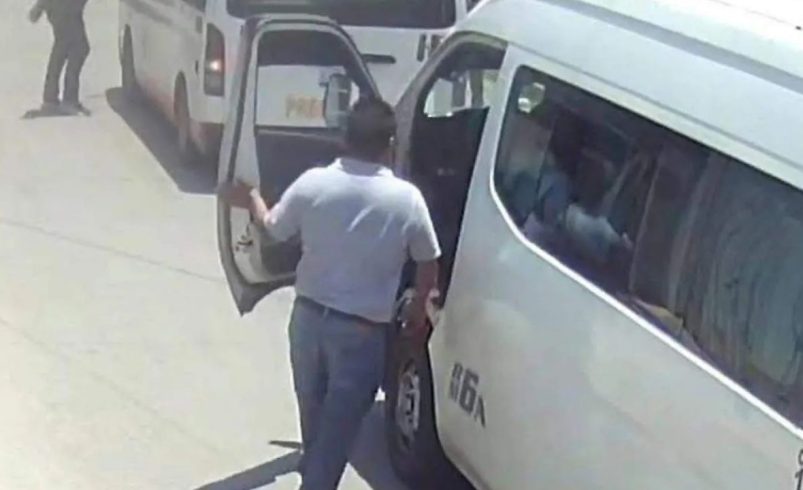 Adulto mayor es golpeado por choferes tras reclamo vial en Cuautlancingo, Puebla, así fue el ataque: VIDEO