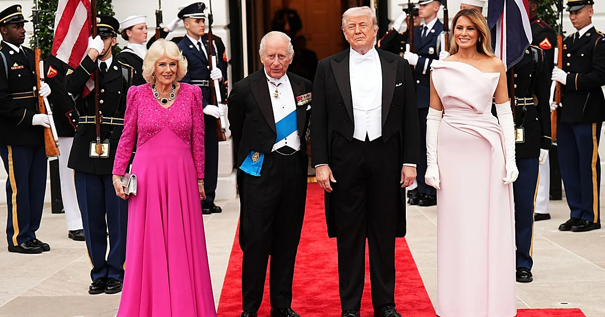 El look con guantes de Melania Trump en la cena de estado con el rey Carlos III y Camila