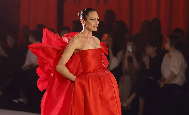 El primer desfile de Stéphane Rolland en España con Atthina Onasis y Nieves Álvarez