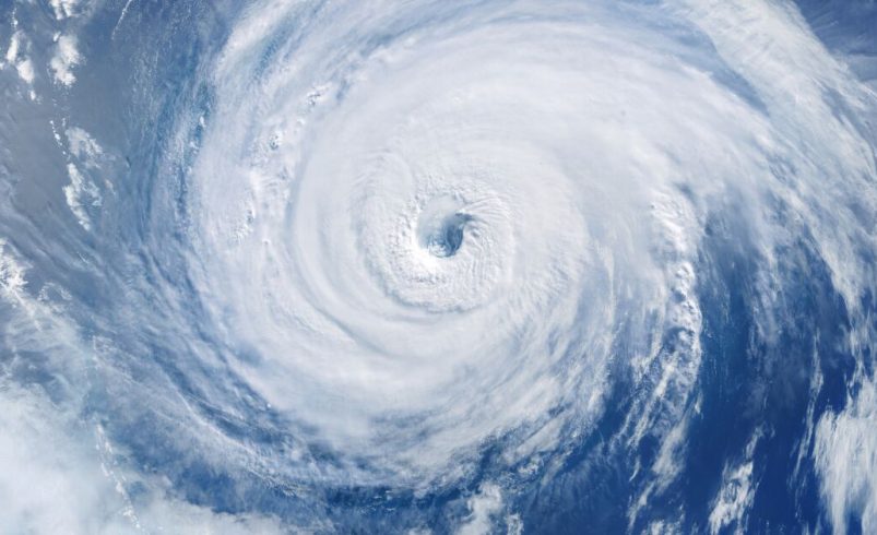 El supertifón Sinlaku, de categoría 4, golpea las Islas Marianas del Norte en Estados Unidos