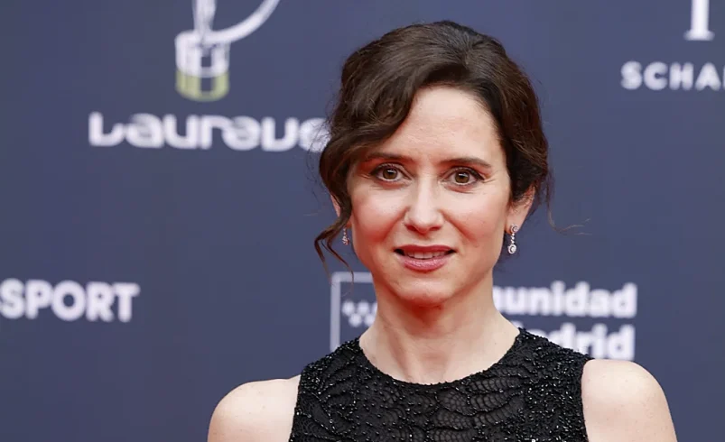 El vestido 'made in Spain' con el que Isabel Díaz Ayuso deslumbró en los Premios Laureus