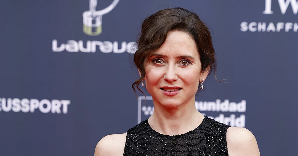 El vestido 'made in Spain' con el que Isabel Díaz Ayuso deslumbró en los Premios Laureus