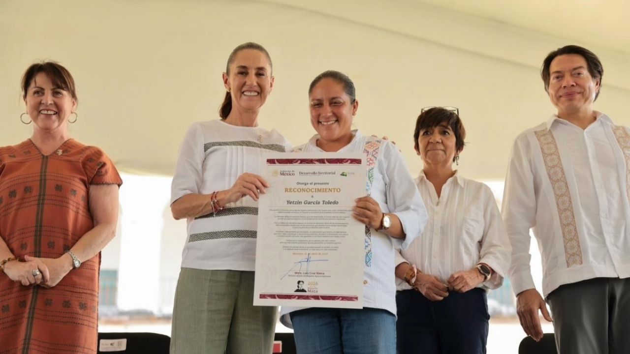 El zapatismo también estuvo construido por mujeres: Sheinbaum; entregan reconocimiento a presidentes de comisariados ejidales