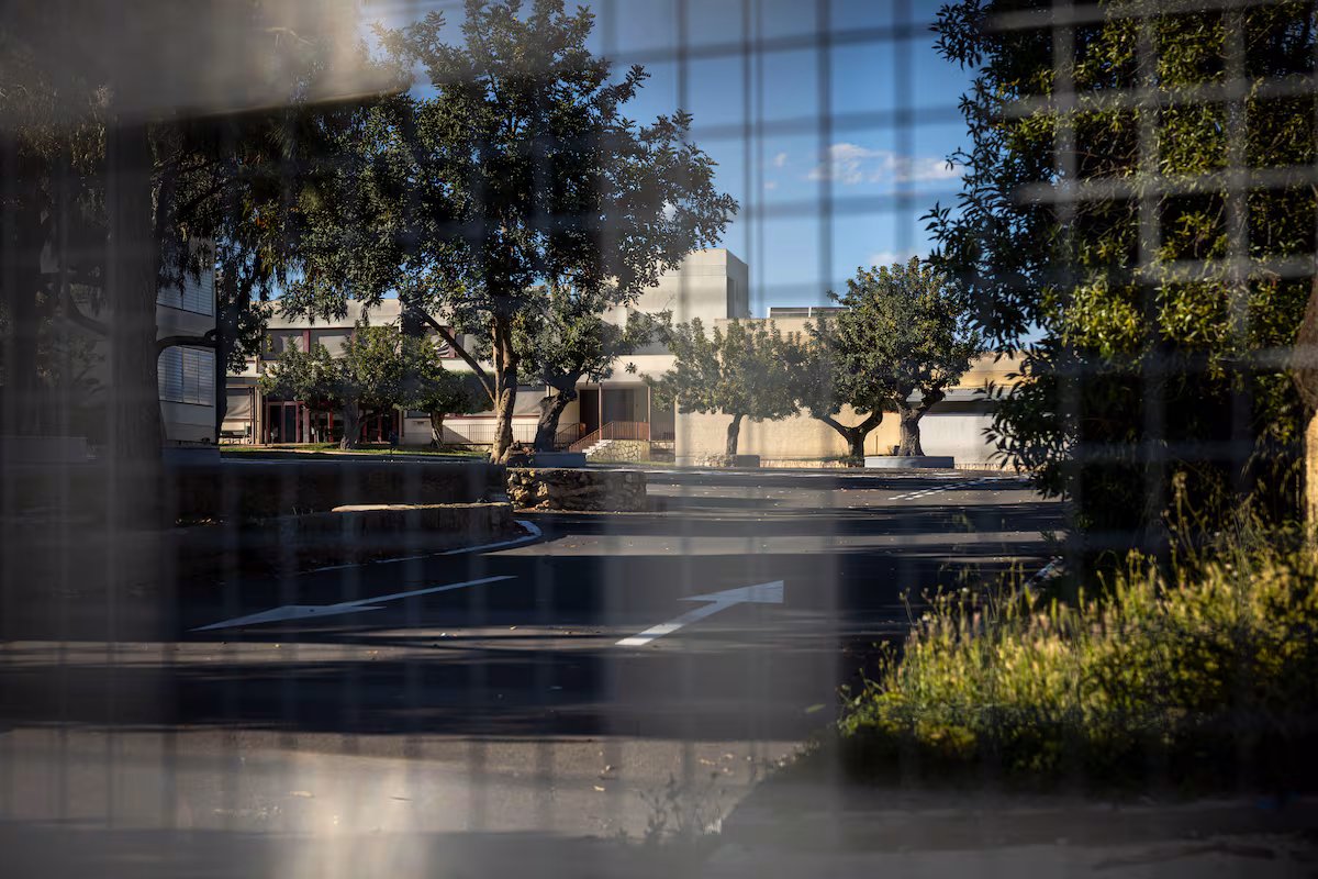 La Audiencia de Valencia cuestiona la “deriva procesal” de un caso de agresión sexual a 11 menores en un colegio del Opus: “Los niños deben ser oídos” | sociedad