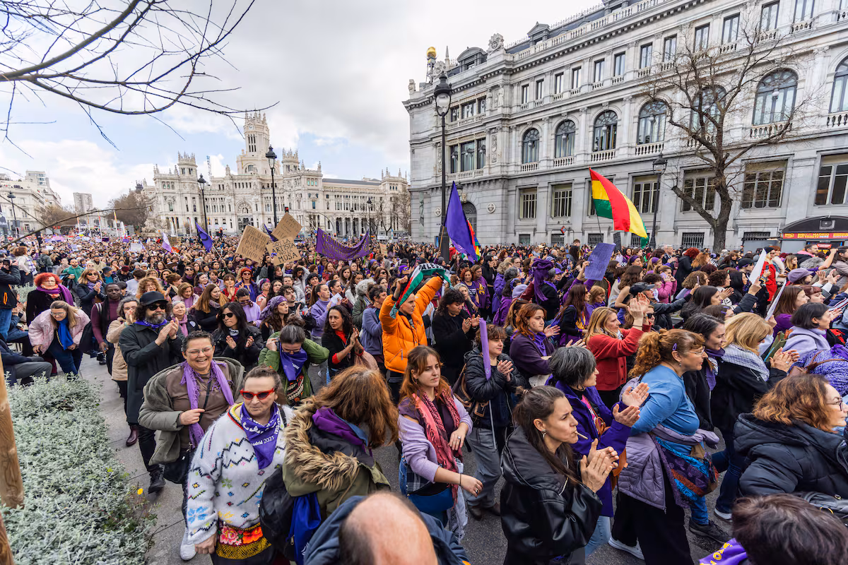 La Eurocámara insta a la Comisión que proponga tipificar la violación con el consentimiento como eje en toda la UE | sociedad