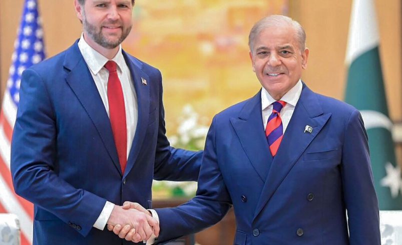 UE, Irán y Pakistán llevan a cabo negociaciones trilaterales