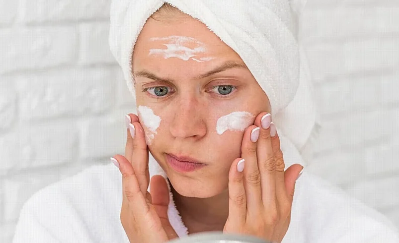 ¿Se acostumbra la piel a las cremas y dejan de ser efectivas o solo es un mito?