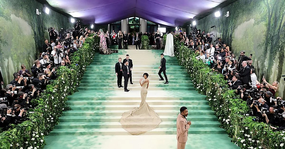 A qué hora empieza la alfombra roja de la MET Gala 2026, cuál es la temática y dónde ver en directo gratis desde España