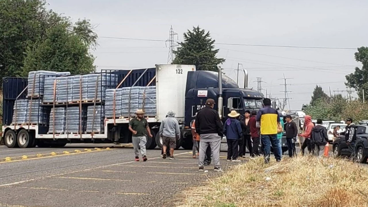 Comunidades indígenas anuncian jornada de bloqueos carreteros en Michoacán HOY lunes 11 de mayo