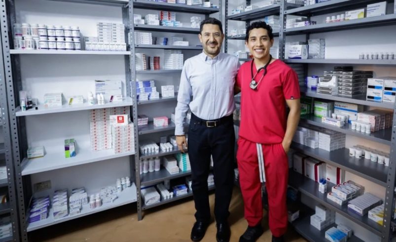 En gira por San Luis Potosí, Martí Batres entrega camas hospitalarias a HG y realiza visitas sorpresa a unidades