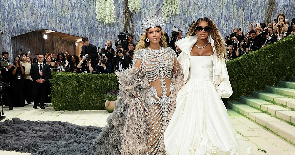 La controvertida tendencia que llevó la hija de Beyoncé a la Gala Met y que arrasa en TikTok