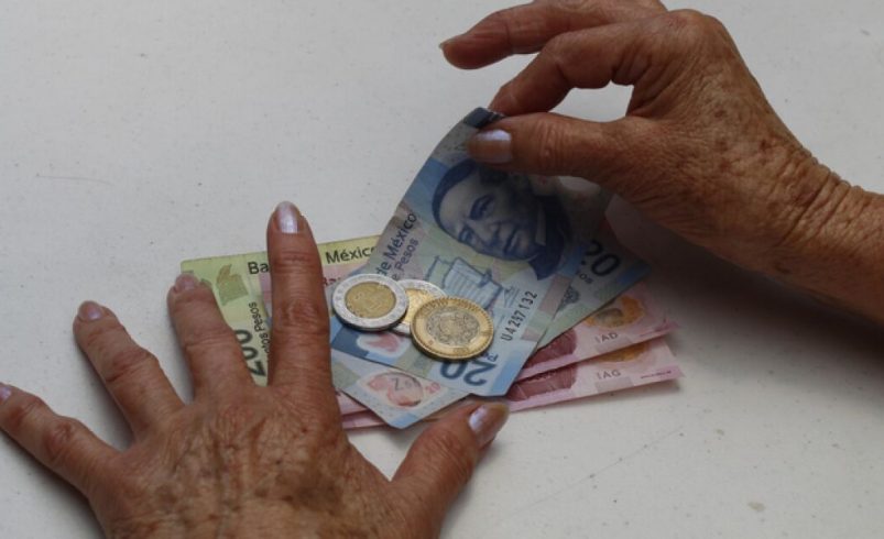 La delgada línea entre ingreso y pobreza