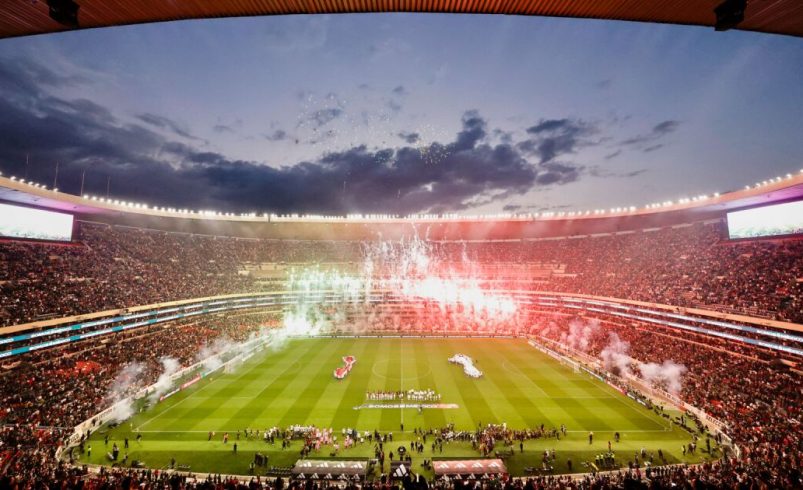 La empresa de Azcárraga pagó 62 mdd para frenar el conflicto en palcos del Estadio Azteca, pero el problema sigue