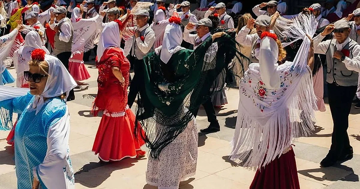 Manual práctico para vestirse de chulapa en San Isidro 2026