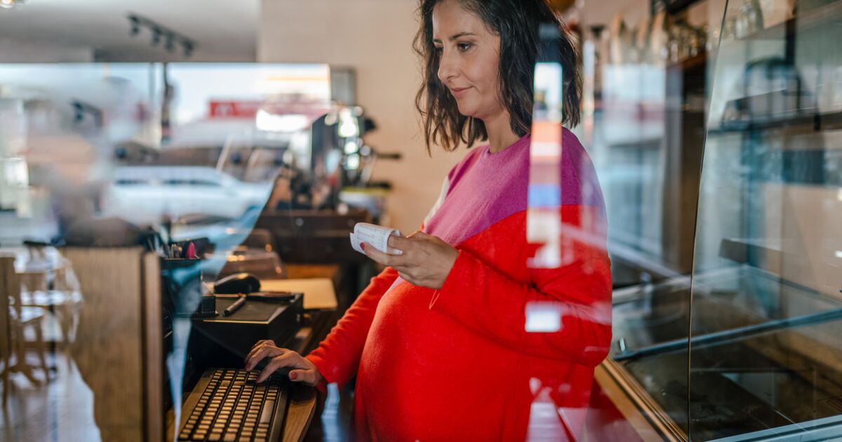 Por qué tener hijos en México reduce tu pensión y ensancha la brecha en las Afore