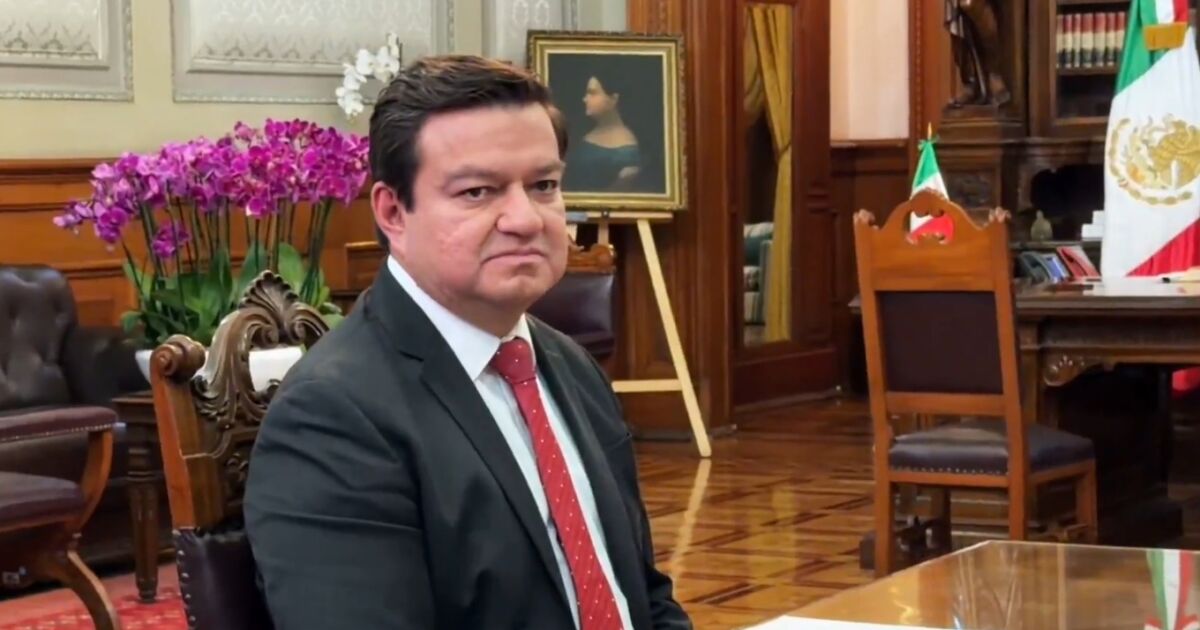 Víctor Rodríguez deja el cargo y lo reemplaza Juan Carlos Carpio