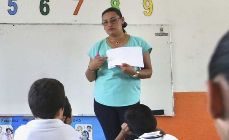 ¿Cuánto gana un maestro en México en 2026? Los sueldos reales frente al costo de la vida y el salario mínimo